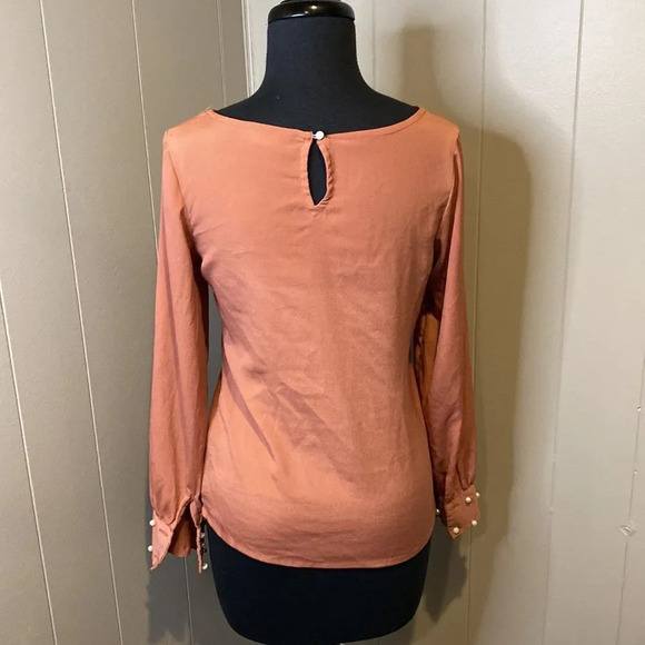 Z Faballey Women Extra Small Tunic Long Sleeve Faux Pearl Cuffs Back Slit Clasp - Picture 4 of 6